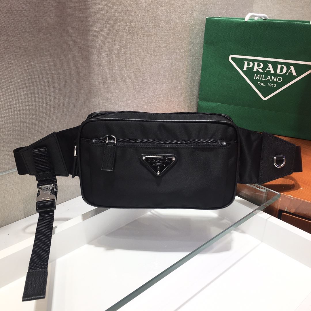 Pra*a waist & chest packs